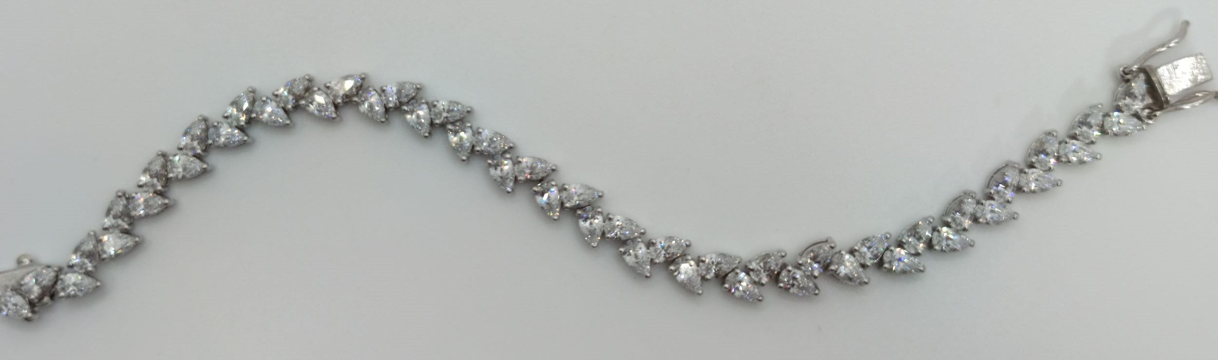 Silver Criss Cross Pear Zircon Bracelet