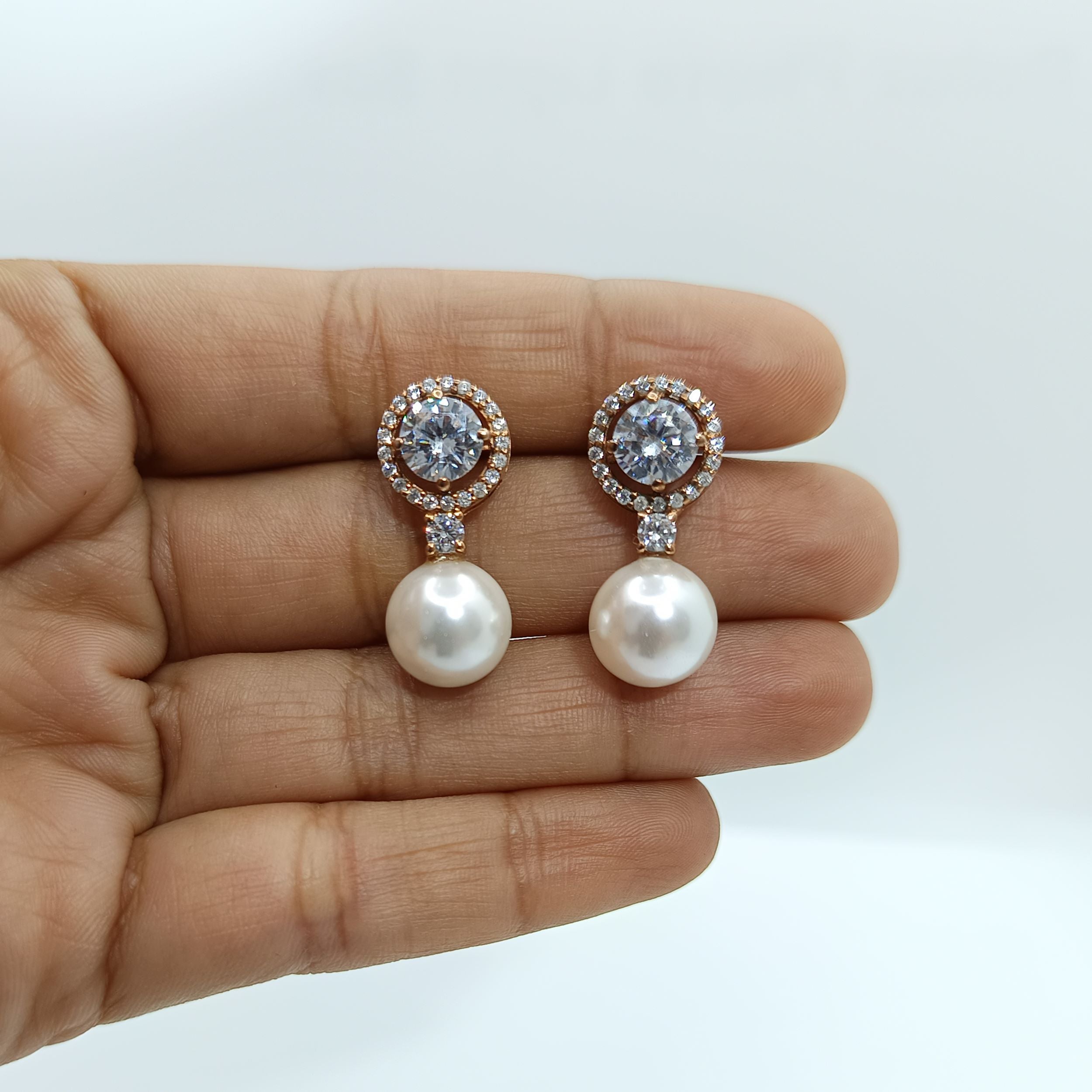 Silver Delicate Round Solitaire with Zircons and Pearl Earrings